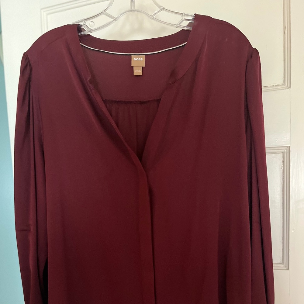 Burgundy Boss silk (90%) and elastane (10%) blouse